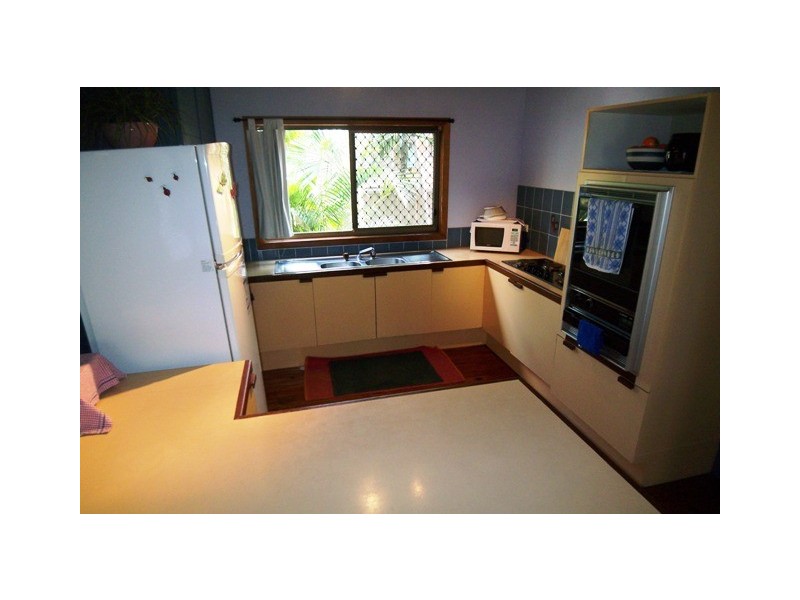 25 Salmon, Southport QLD 4215