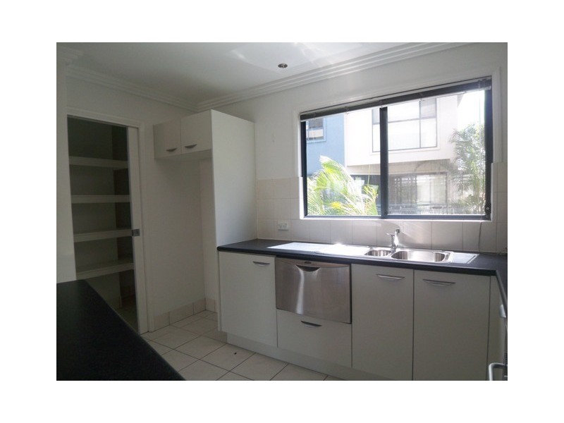 Biggera Waters QLD 4216