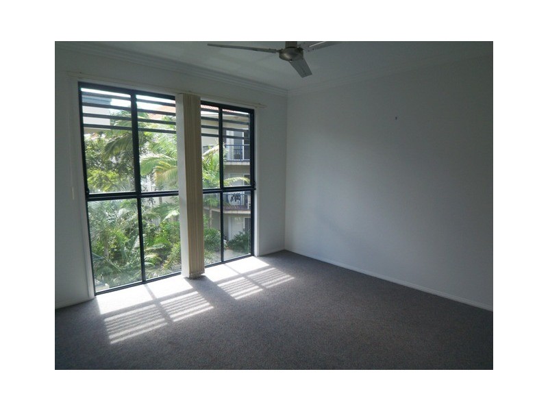 Biggera Waters QLD 4216