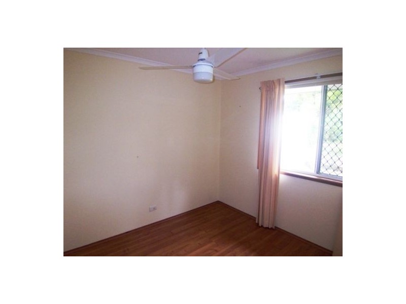 2/10 Robin Joy Close, Labrador QLD 4215