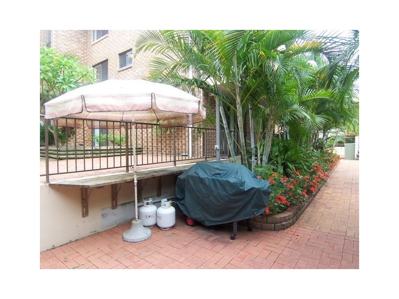 Biggera Waters QLD 4216