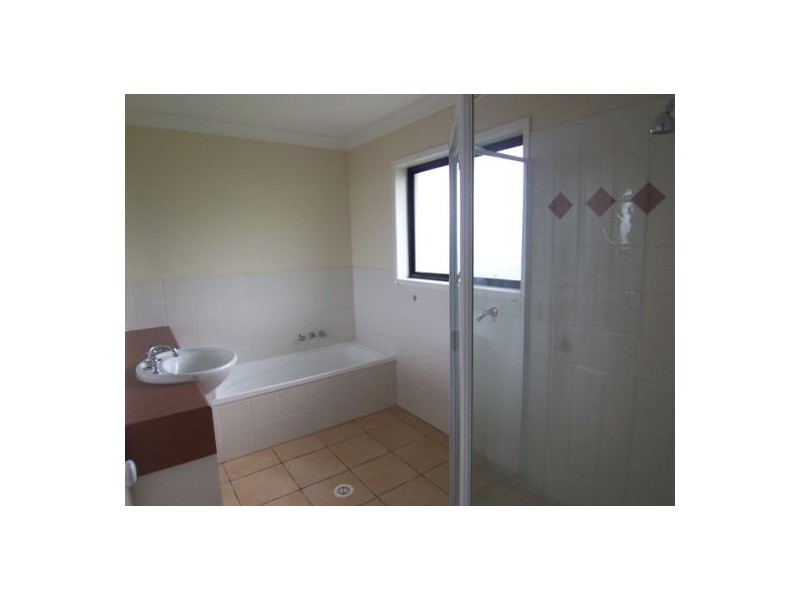 2/56 Ward Street, Southport QLD 4215