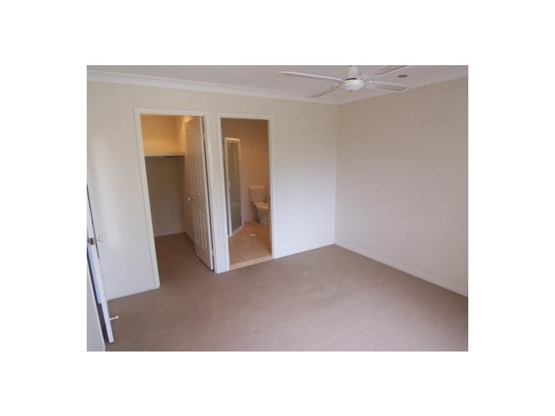 8/14 Terrigal, Southport QLD 4215