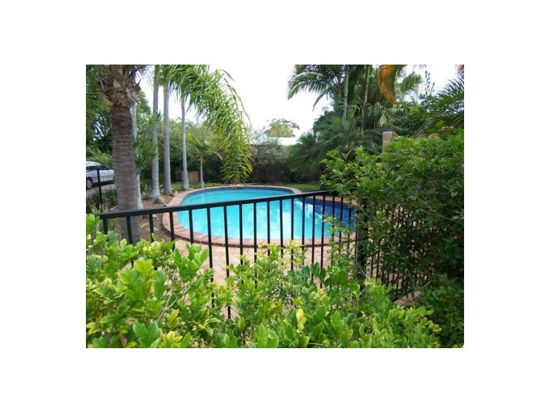 8/14 Terrigal, Southport QLD 4215