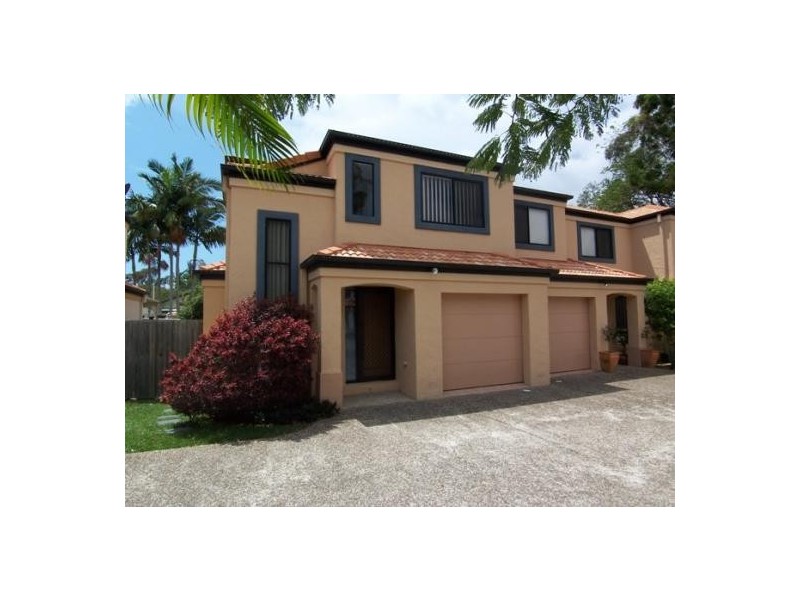 8/14 Terrigal, Southport QLD 4215