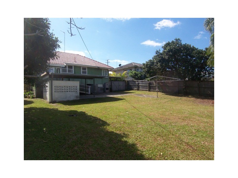 Labrador QLD 4215