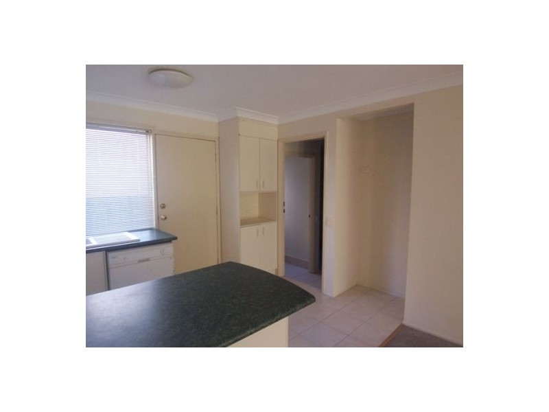 3/5 Ahern Street, Labrador QLD 4215