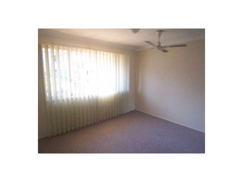 3/5 Ahern Street, Labrador QLD 4215