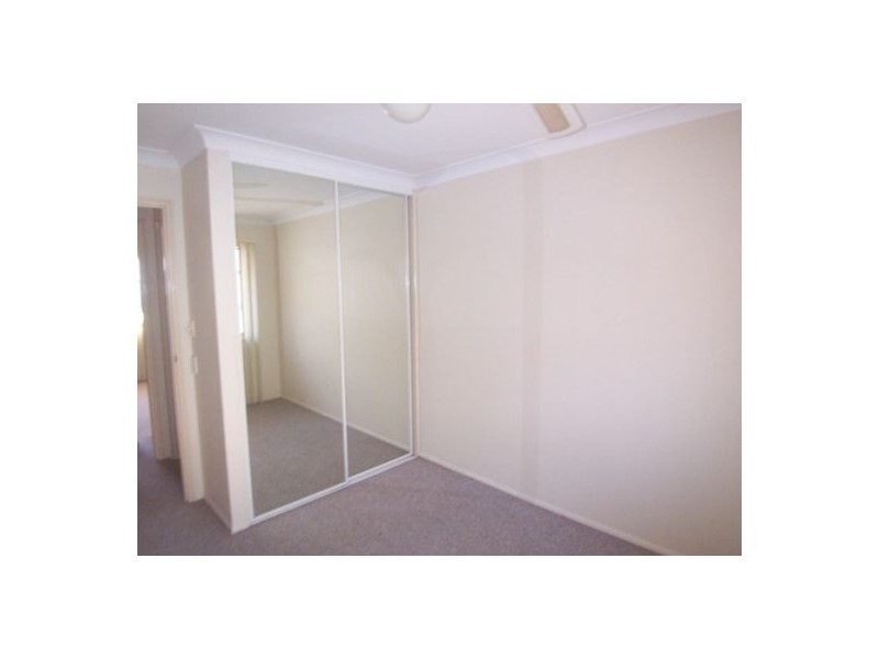 3/5 Ahern Street, Labrador QLD 4215