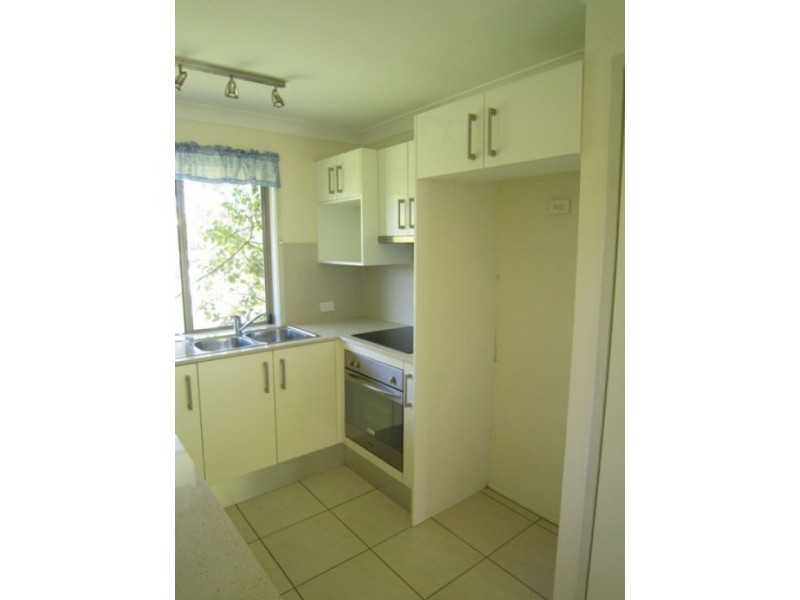 9/8 West King Street, Southport QLD 4215