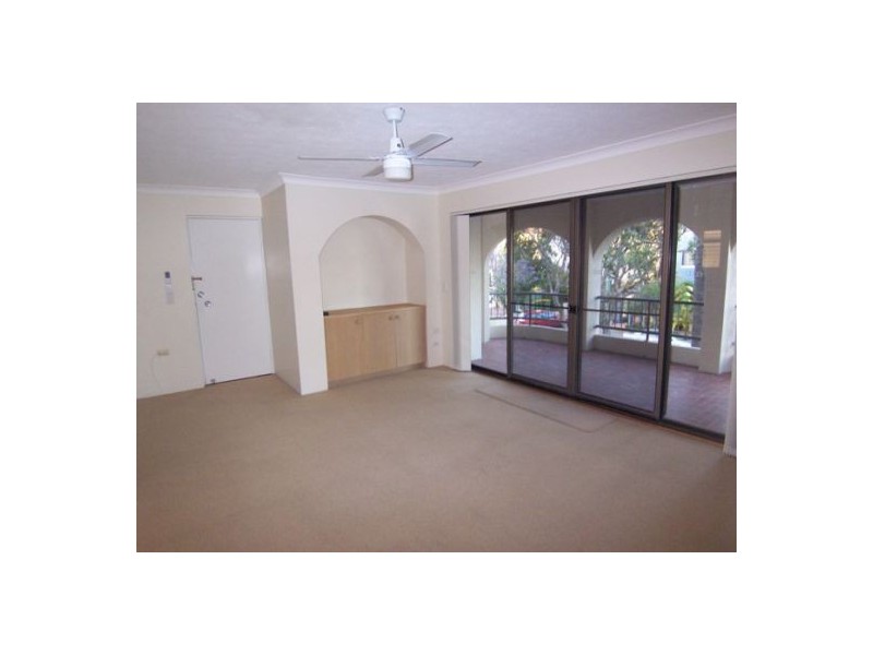 3/9 Railway Street, Southport QLD 4215