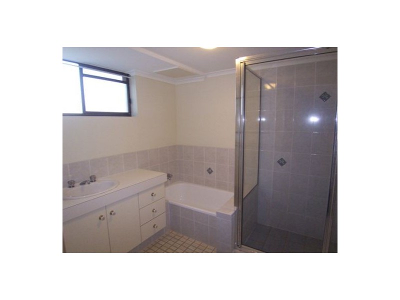 3/9 Railway Street, Southport QLD 4215