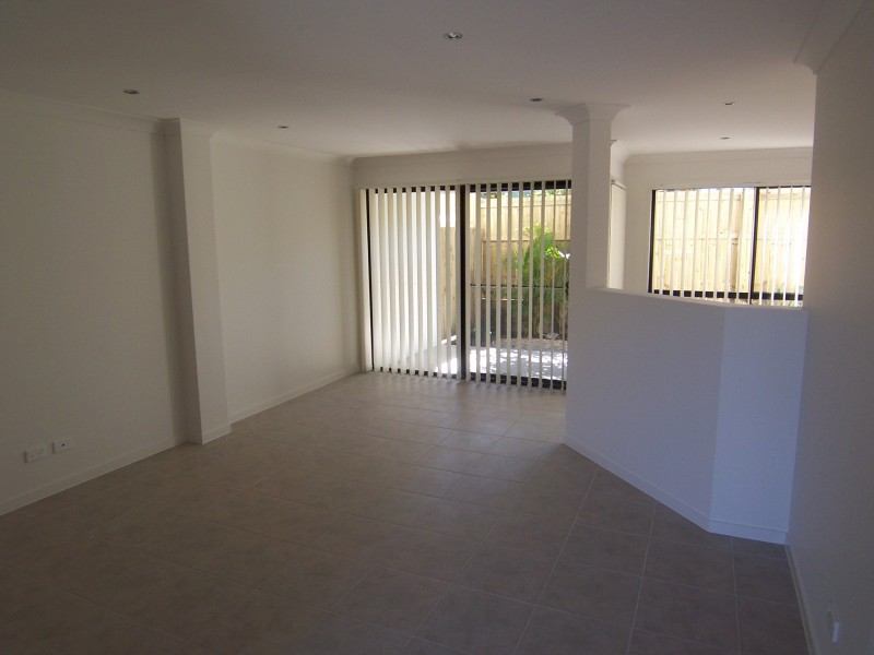 Labrador QLD 4215