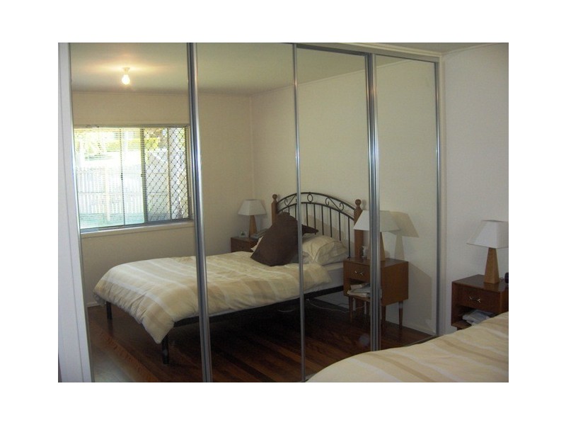 Labrador QLD 4215