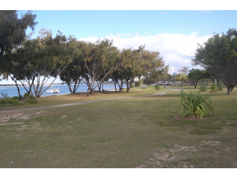 Labrador QLD 4215