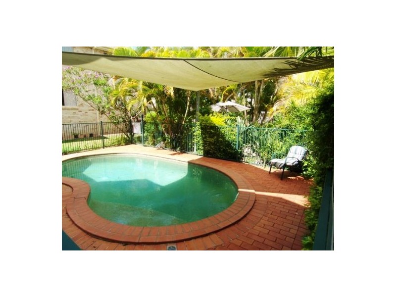 9/57 Worendo Street old, Southport QLD 4215