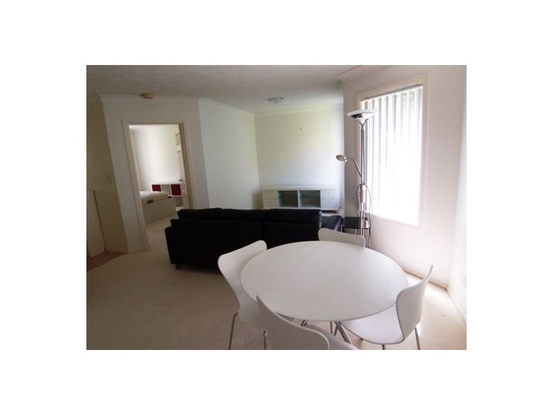 9/57 Worendo Street old, Southport QLD 4215