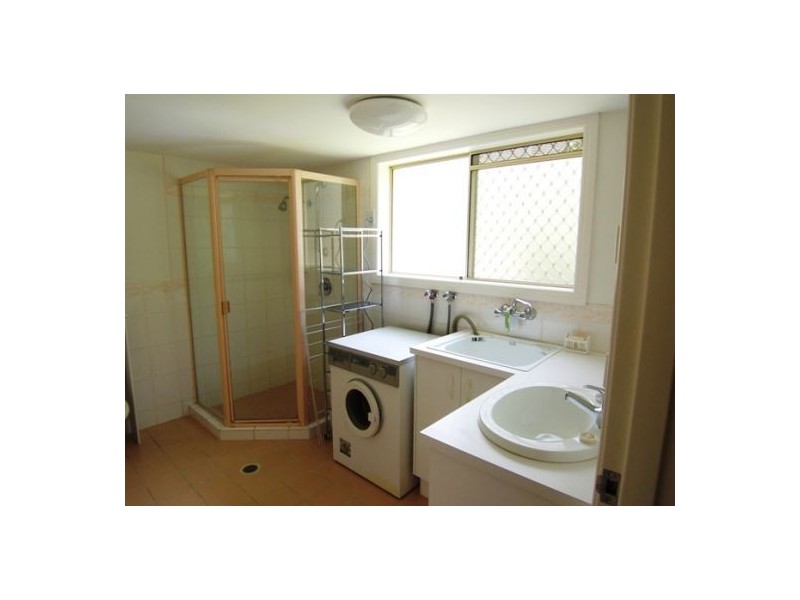 9/57 Worendo Street old, Southport QLD 4215