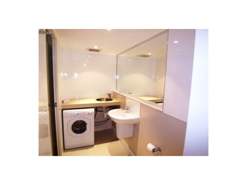 1/148 High, Southport QLD 4215