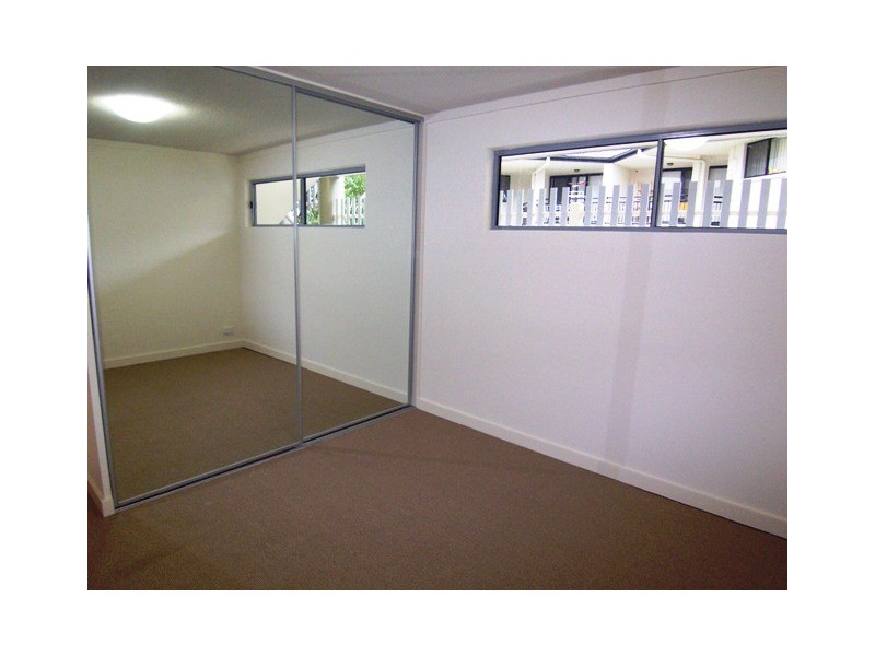 24/148 High, Southport QLD 4215