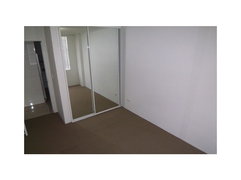 5/72 Marine, Southport QLD 4215