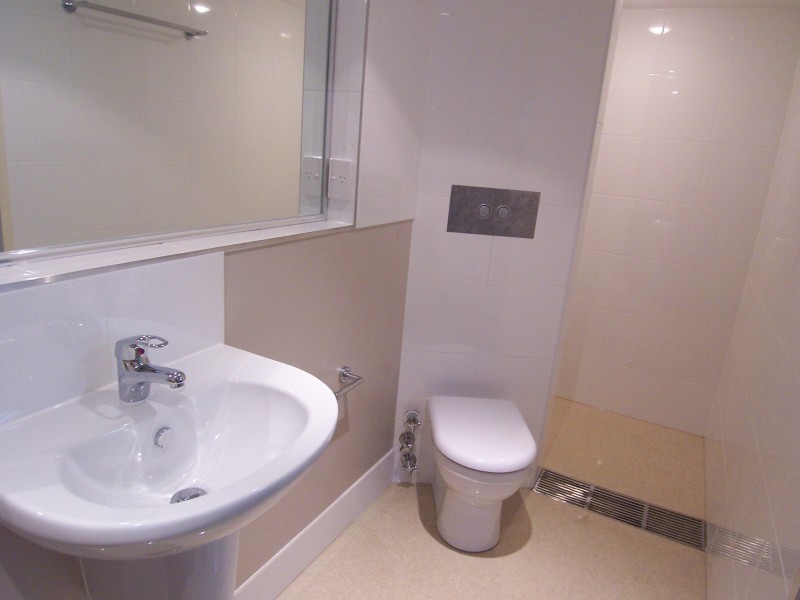 5/148 High Street, Southport QLD 4215