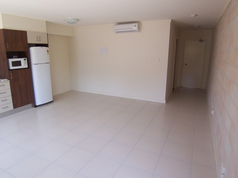 17/148 High Street, Southport QLD 4215