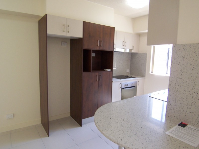 11/148 High Street, Southport QLD 4215