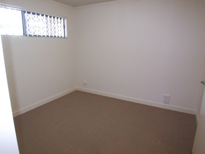 11/148 High Street, Southport QLD 4215