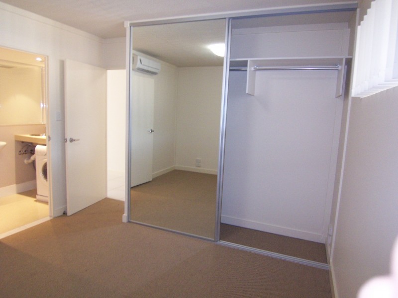 11/148 High Street, Southport QLD 4215