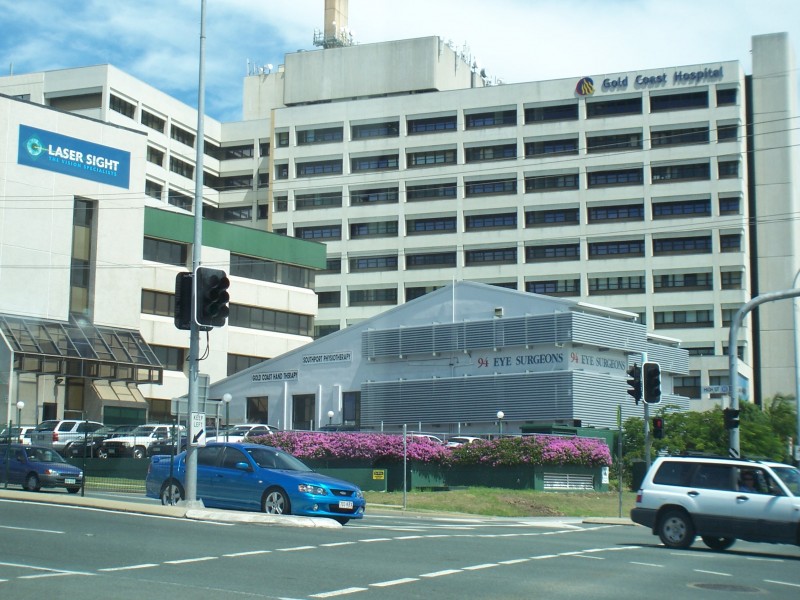 2/164 High, Southport QLD 4215