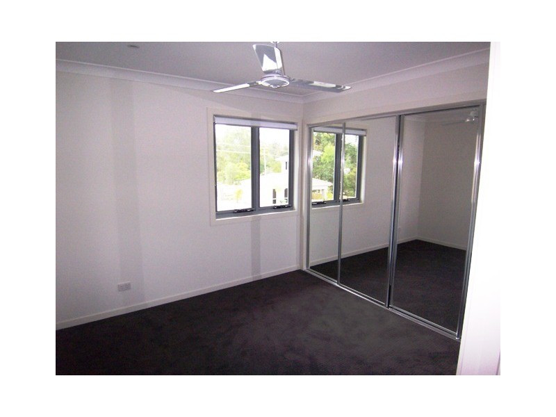 7/16-18  Geoff Wolter Drive West, Molendinar QLD 4214