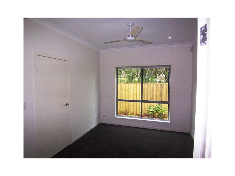 8/16-18 Geoff Wolter Drive West, Molendinar QLD 4214