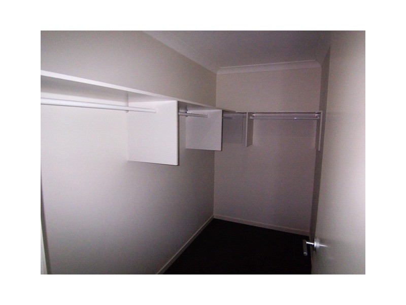 2/16-18 Geoff Wolter Drive West, Molendinar QLD 4214