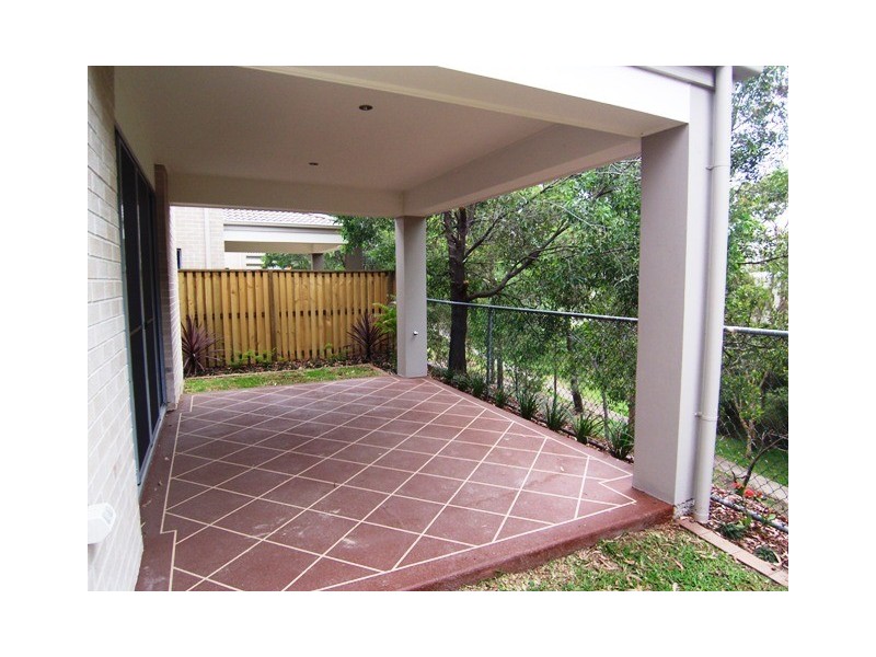 2/16-18 Geoff Wolter Drive West, Molendinar QLD 4214