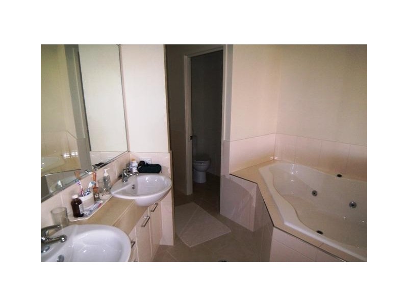 Varsity Lakes QLD 4227