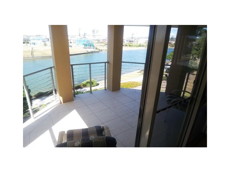 Varsity Lakes QLD 4227