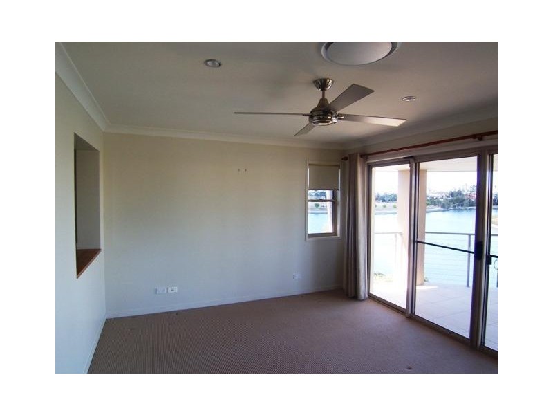 Varsity Lakes QLD 4227