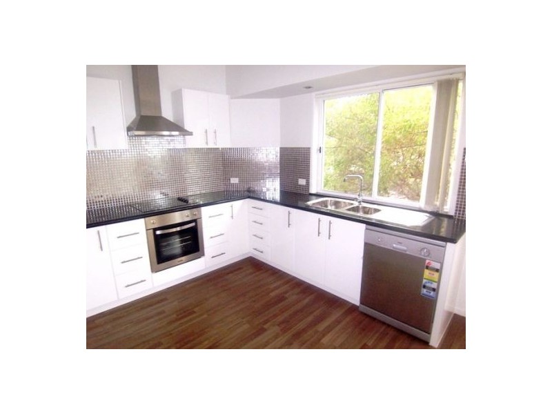 4/8 Alexandrina Dve, Varsity Lakes QLD 4227