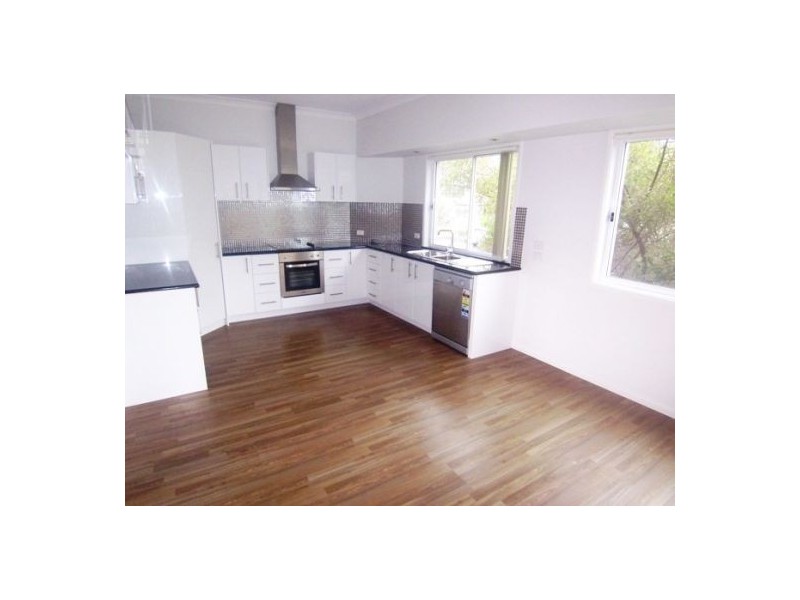 4/8 Alexandrina Dve, Varsity Lakes QLD 4227