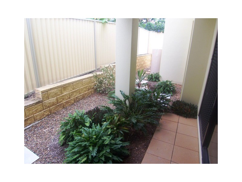 3/119 Minnie, Southport QLD 4215