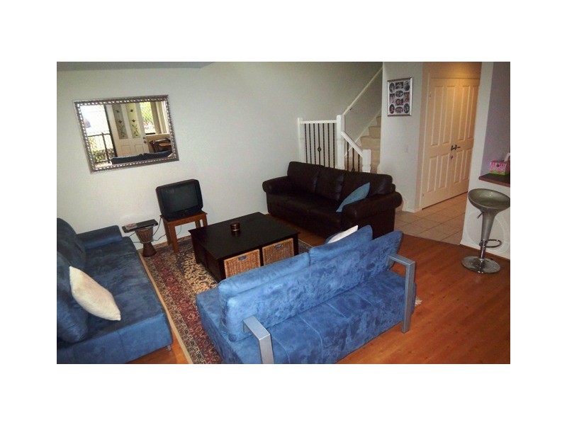 3/33 Meron, Southport QLD 4215