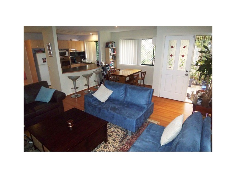 3/33 Meron, Southport QLD 4215