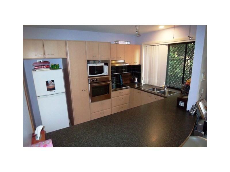 3/33 Meron, Southport QLD 4215