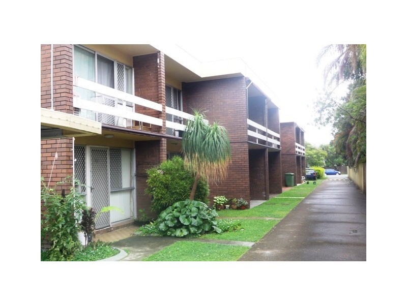 Labrador QLD 4215