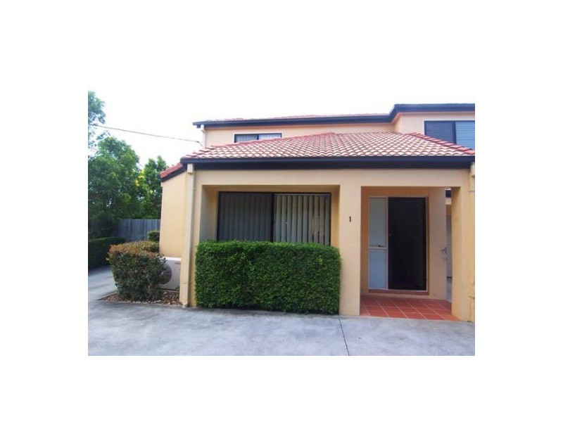 1/101 Eugaree Street, Southport QLD 4215