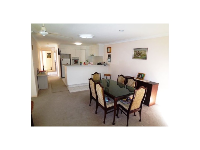 1/37 Binstead drive, Southport QLD 4215