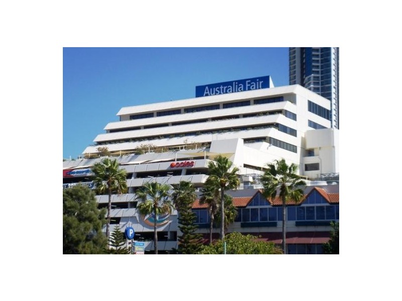 1/37 Binstead drive, Southport QLD 4215