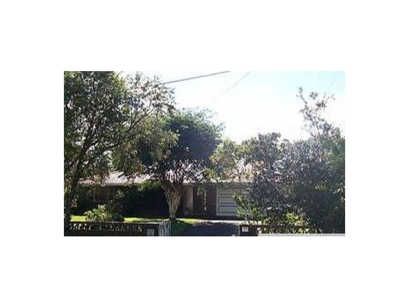 25 Park Avenue, Broadbeach Waters QLD 4218