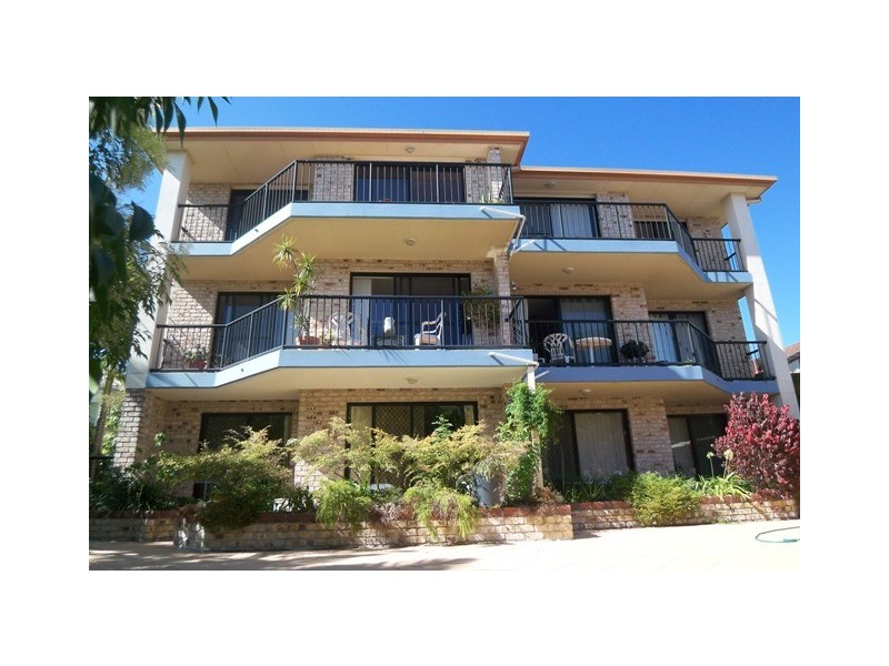 7/27 Chester Terrace, Southport QLD 4215